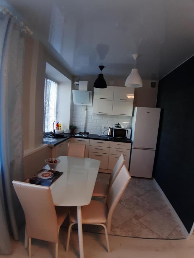 Appartment New In Center 모길레브 외부 사진