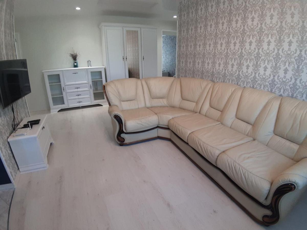 Appartment New In Center 모길레브 외부 사진